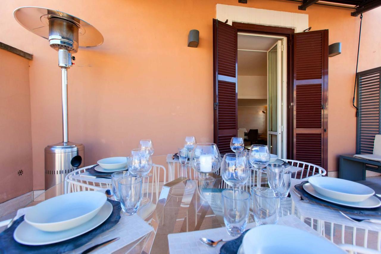 Centini Toni Luxury Rooftop Apartment